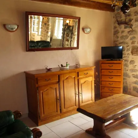 펜션 Maison Charmante A Avec Vue Sur La Montagne Cubelles