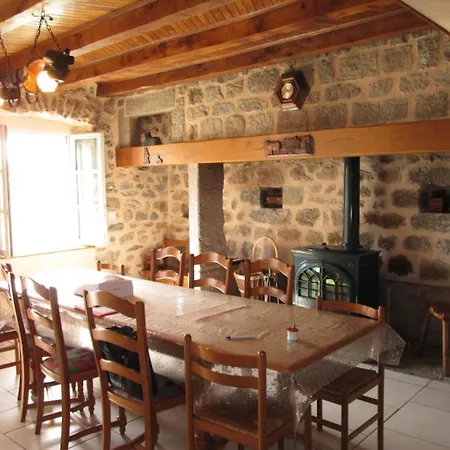 Maison Charmante A Avec Vue Sur La Montagne Cubelles